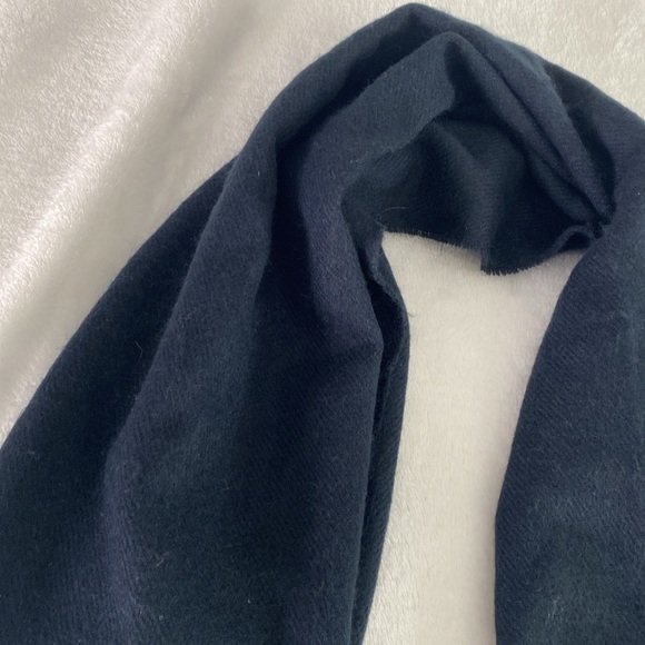 Wide colour black navy, green, and red fringe scarf - Picture 7 of 16